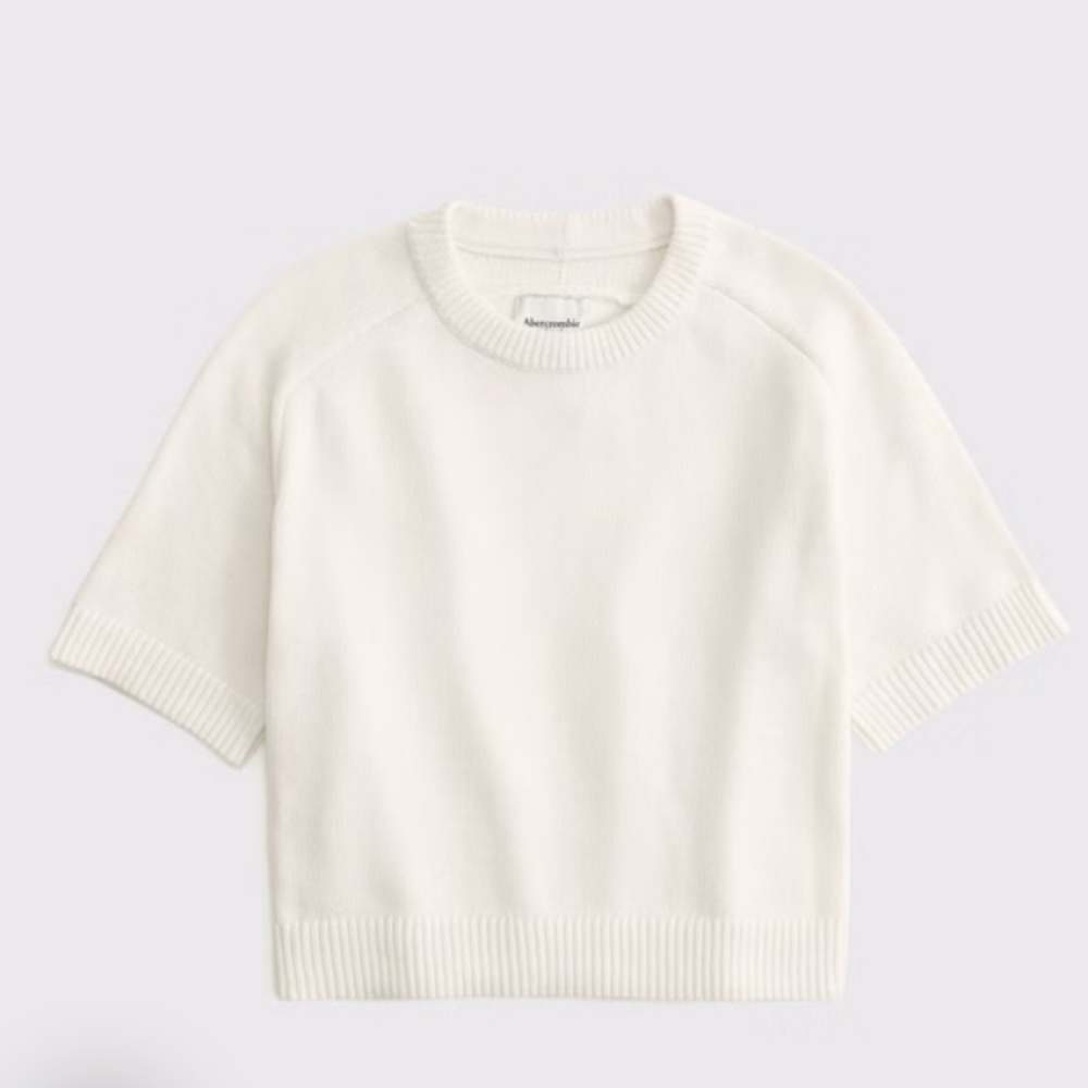 Abercrombie madeline crew tee XS cream